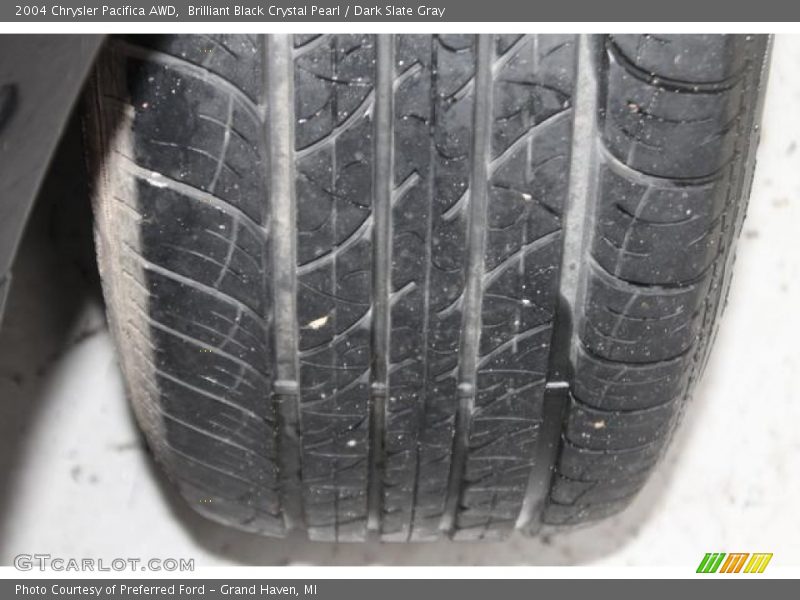 Brilliant Black Crystal Pearl / Dark Slate Gray 2004 Chrysler Pacifica AWD