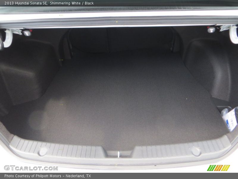 Shimmering White / Black 2013 Hyundai Sonata SE