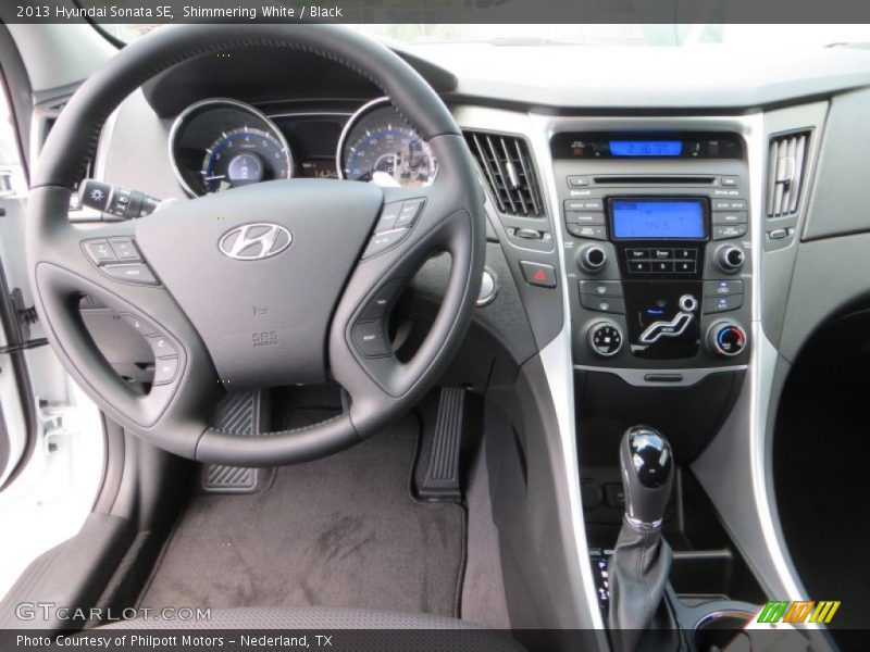 Shimmering White / Black 2013 Hyundai Sonata SE