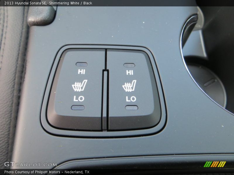 Shimmering White / Black 2013 Hyundai Sonata SE