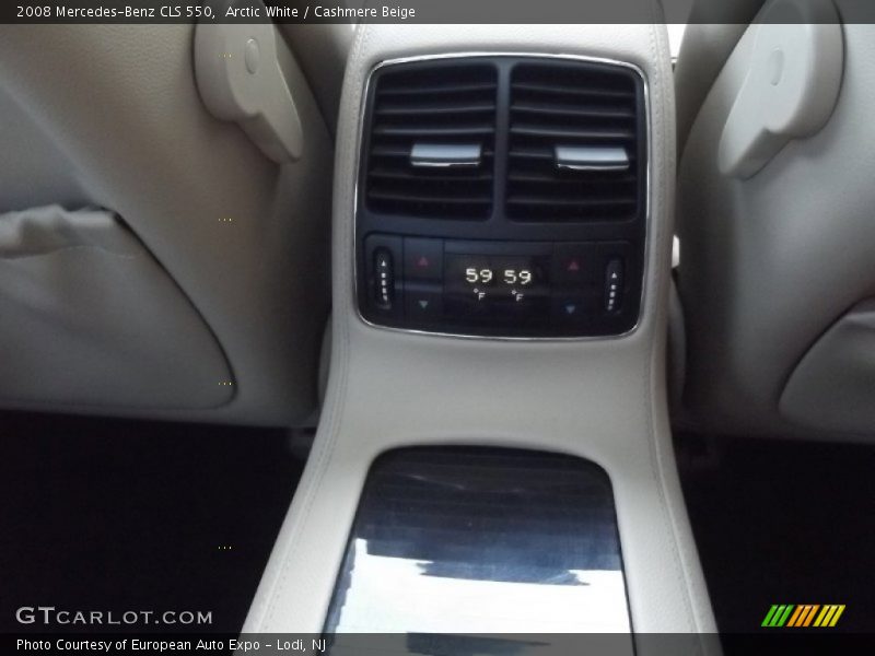 Arctic White / Cashmere Beige 2008 Mercedes-Benz CLS 550