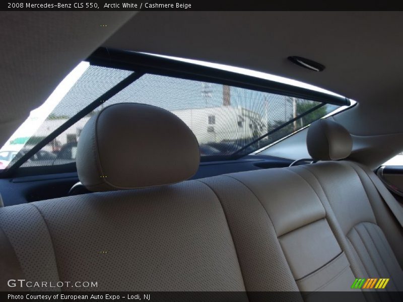 Arctic White / Cashmere Beige 2008 Mercedes-Benz CLS 550