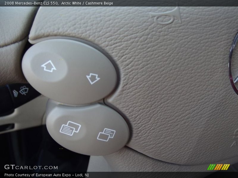 Arctic White / Cashmere Beige 2008 Mercedes-Benz CLS 550