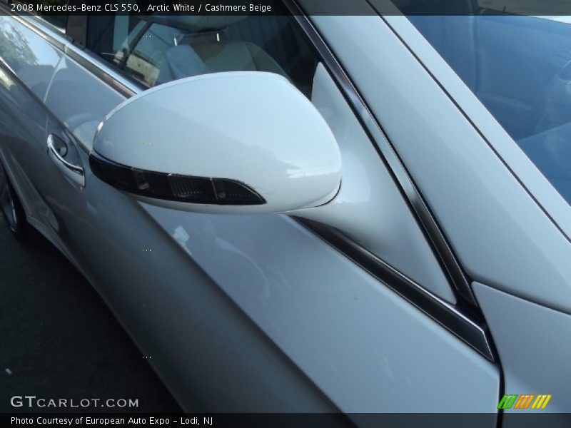 Arctic White / Cashmere Beige 2008 Mercedes-Benz CLS 550
