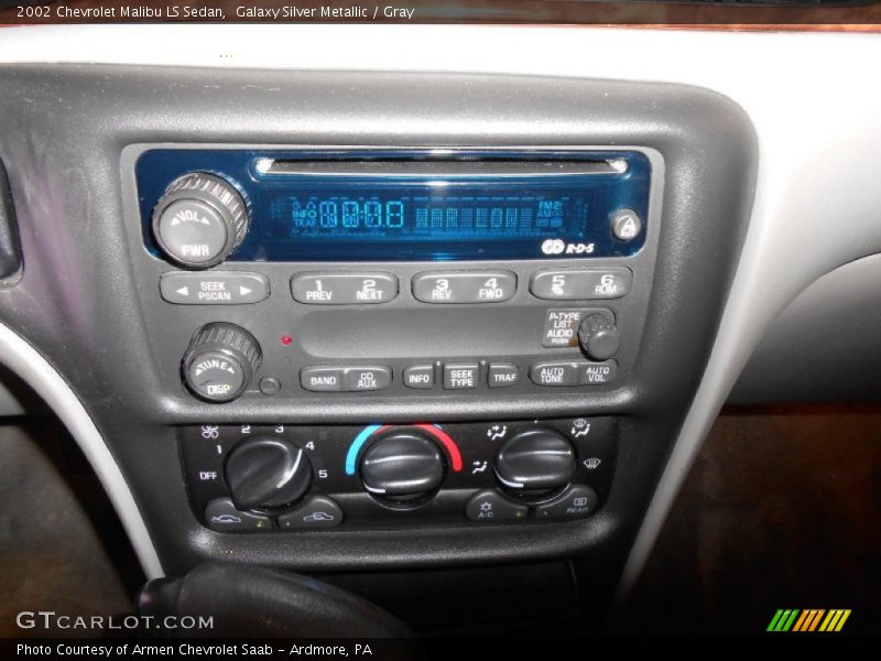 Galaxy Silver Metallic / Gray 2002 Chevrolet Malibu LS Sedan