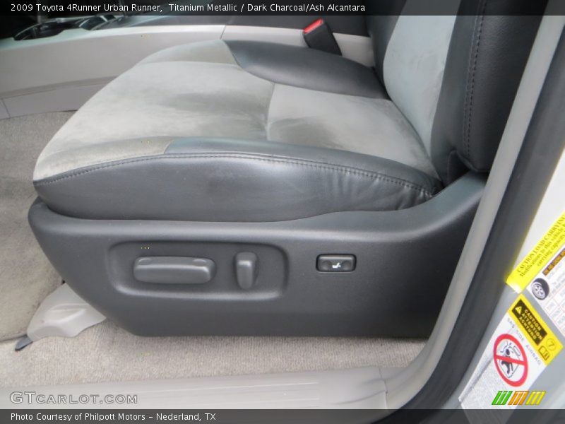 Front Seat of 2009 4Runner Urban Runner