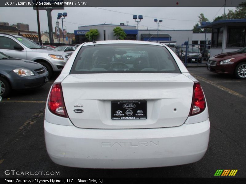 Polar White / Gray 2007 Saturn ION 3 Sedan