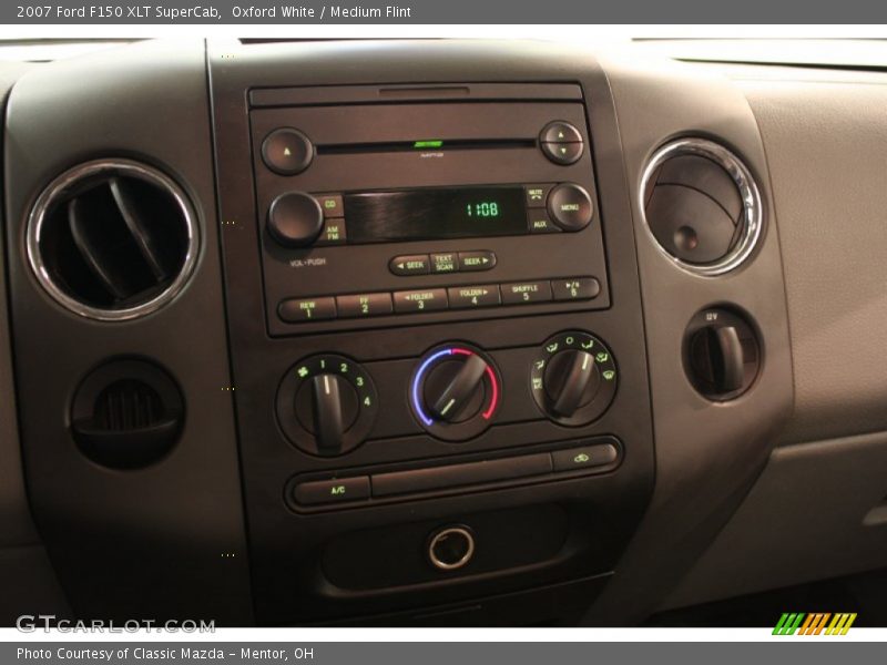 Oxford White / Medium Flint 2007 Ford F150 XLT SuperCab