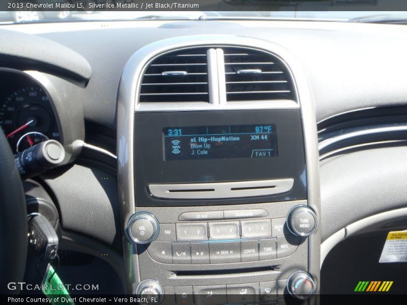 Silver Ice Metallic / Jet Black/Titanium 2013 Chevrolet Malibu LS