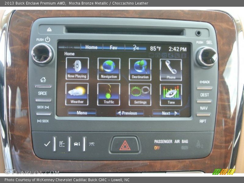 Controls of 2013 Enclave Premium AWD