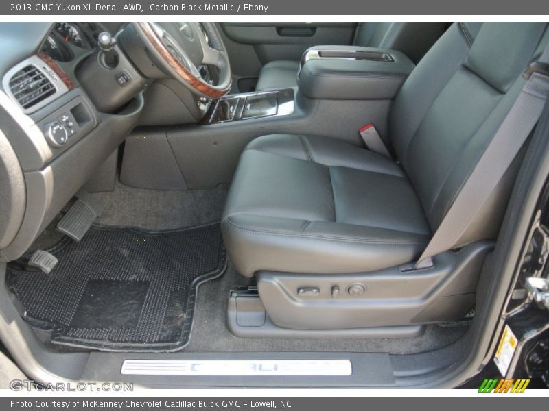  2013 Yukon XL Denali AWD Ebony Interior
