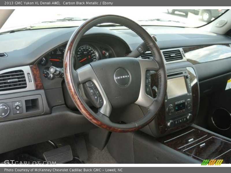 Dashboard of 2013 Yukon XL Denali AWD