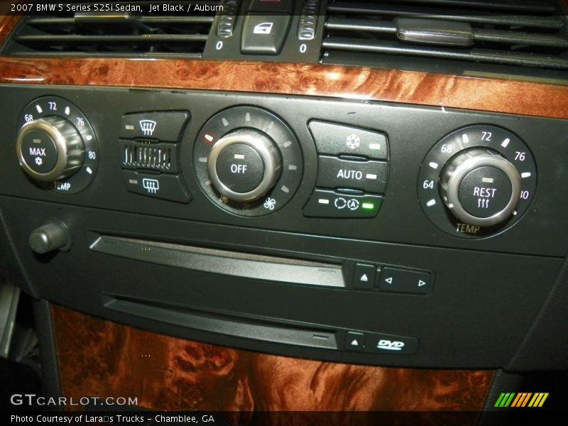Controls of 2007 5 Series 525i Sedan
