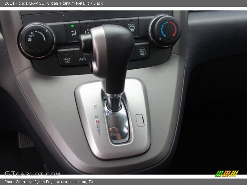 Urban Titanium Metallic / Black 2011 Honda CR-V SE