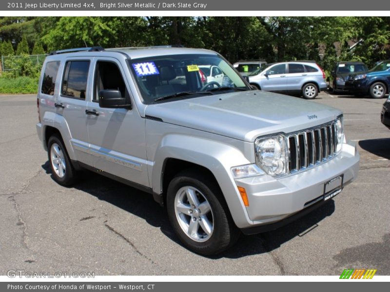 Bright Silver Metallic / Dark Slate Gray 2011 Jeep Liberty Limited 4x4
