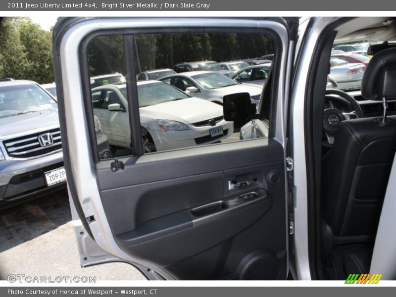 Bright Silver Metallic / Dark Slate Gray 2011 Jeep Liberty Limited 4x4