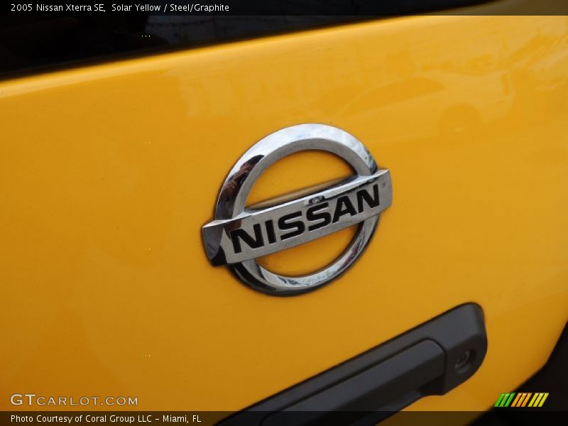 Solar Yellow / Steel/Graphite 2005 Nissan Xterra SE