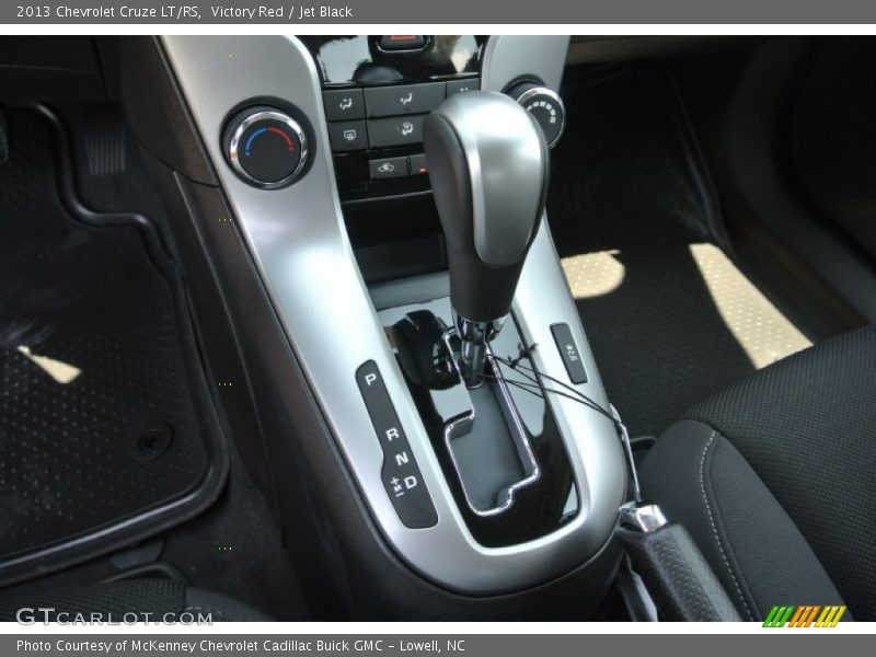Victory Red / Jet Black 2013 Chevrolet Cruze LT/RS