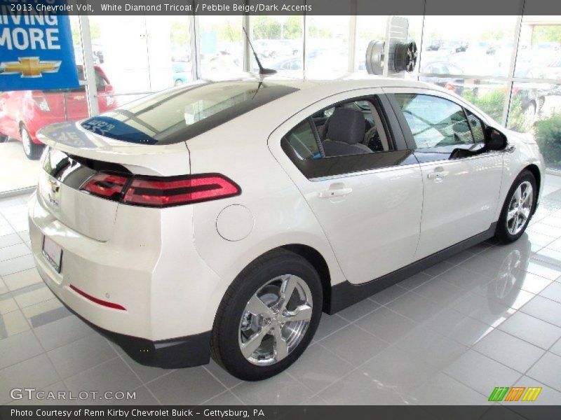 White Diamond Tricoat / Pebble Beige/Dark Accents 2013 Chevrolet Volt