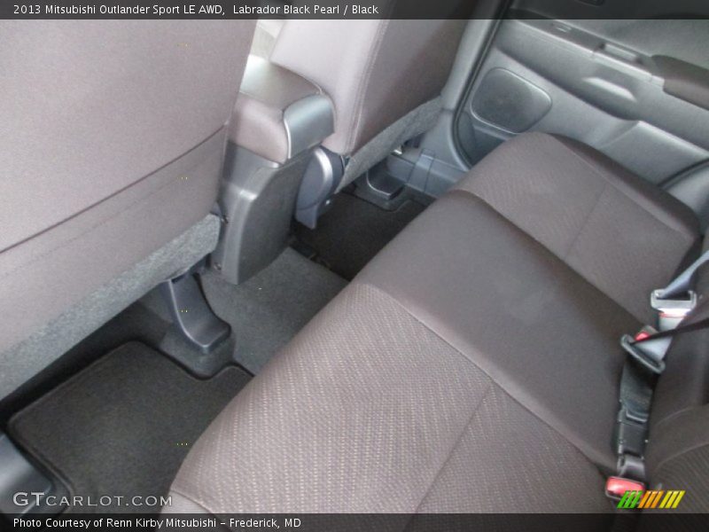 Labrador Black Pearl / Black 2013 Mitsubishi Outlander Sport LE AWD