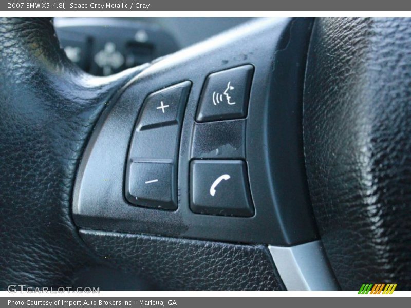 Controls of 2007 X5 4.8i