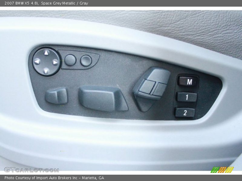 Controls of 2007 X5 4.8i