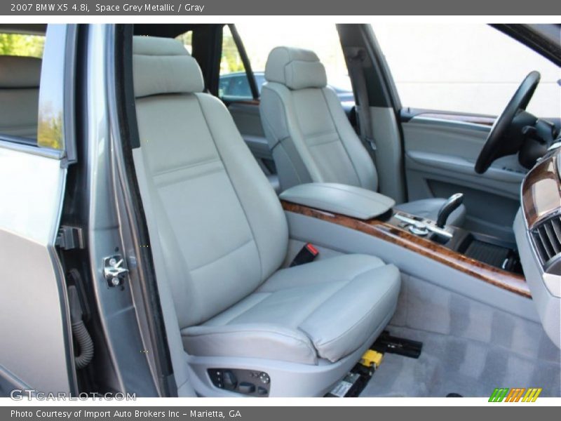 Front Seat of 2007 X5 4.8i