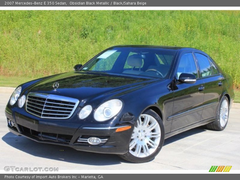 Front 3/4 View of 2007 E 350 Sedan
