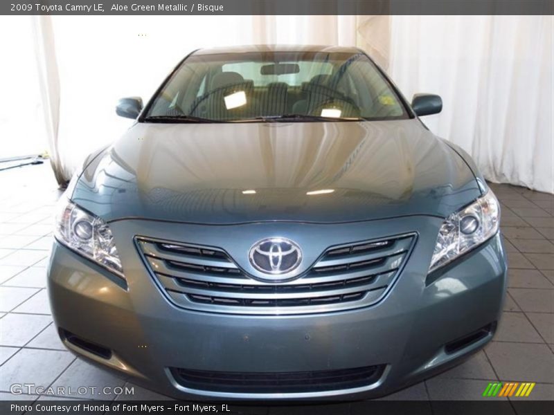 Aloe Green Metallic / Bisque 2009 Toyota Camry LE