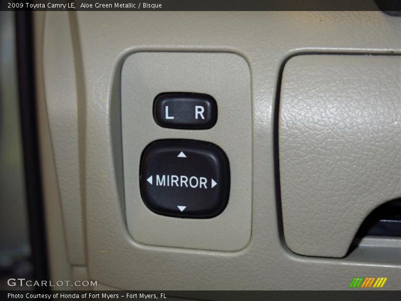 Aloe Green Metallic / Bisque 2009 Toyota Camry LE