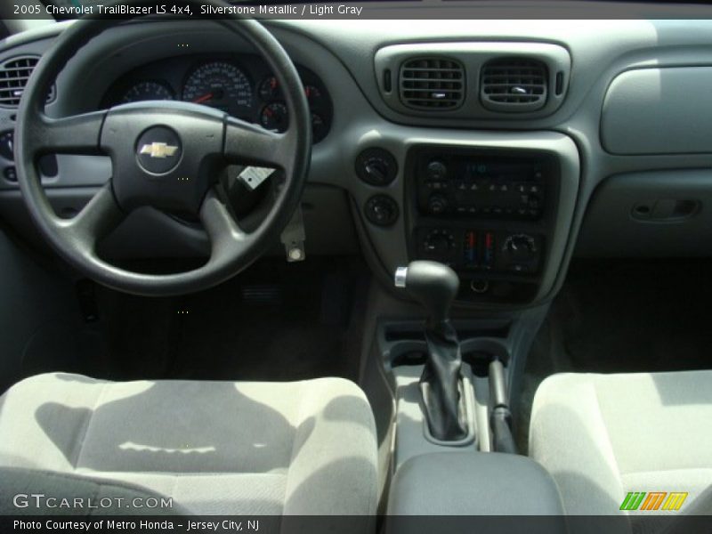 Silverstone Metallic / Light Gray 2005 Chevrolet TrailBlazer LS 4x4