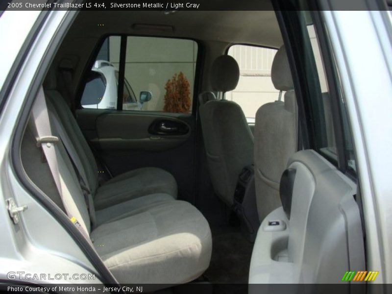 Silverstone Metallic / Light Gray 2005 Chevrolet TrailBlazer LS 4x4