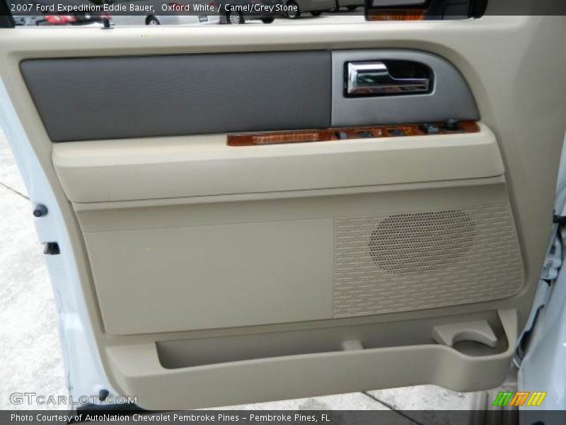 Oxford White / Camel/Grey Stone 2007 Ford Expedition Eddie Bauer