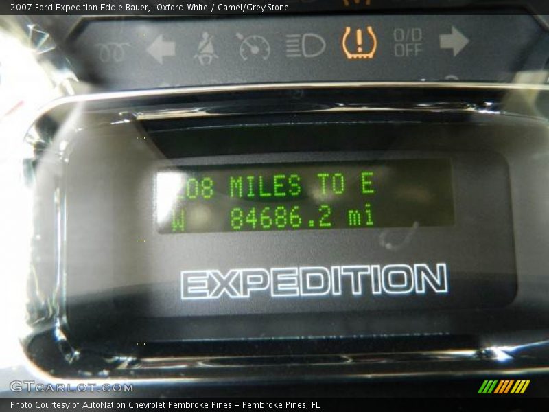 Oxford White / Camel/Grey Stone 2007 Ford Expedition Eddie Bauer