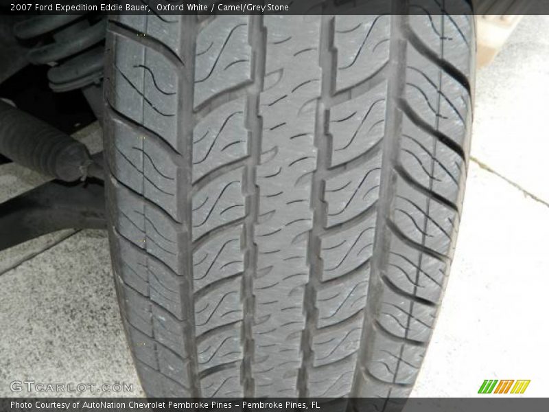Oxford White / Camel/Grey Stone 2007 Ford Expedition Eddie Bauer