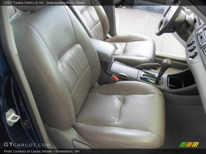 Stratosphere Mica / Stone 2002 Toyota Camry LE V6