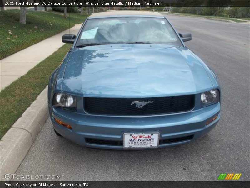 Windveil Blue Metallic / Medium Parchment 2005 Ford Mustang V6 Deluxe Convertible