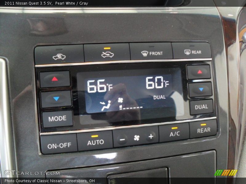 Pearl White / Gray 2011 Nissan Quest 3.5 SV