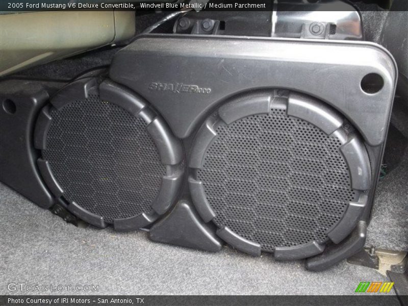 Audio System of 2005 Mustang V6 Deluxe Convertible