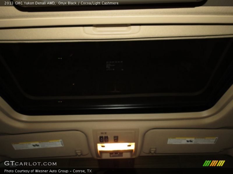 Onyx Black / Cocoa/Light Cashmere 2013 GMC Yukon Denali AWD