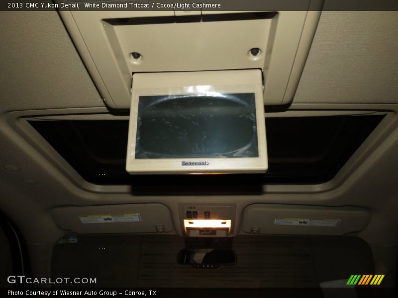 White Diamond Tricoat / Cocoa/Light Cashmere 2013 GMC Yukon Denali