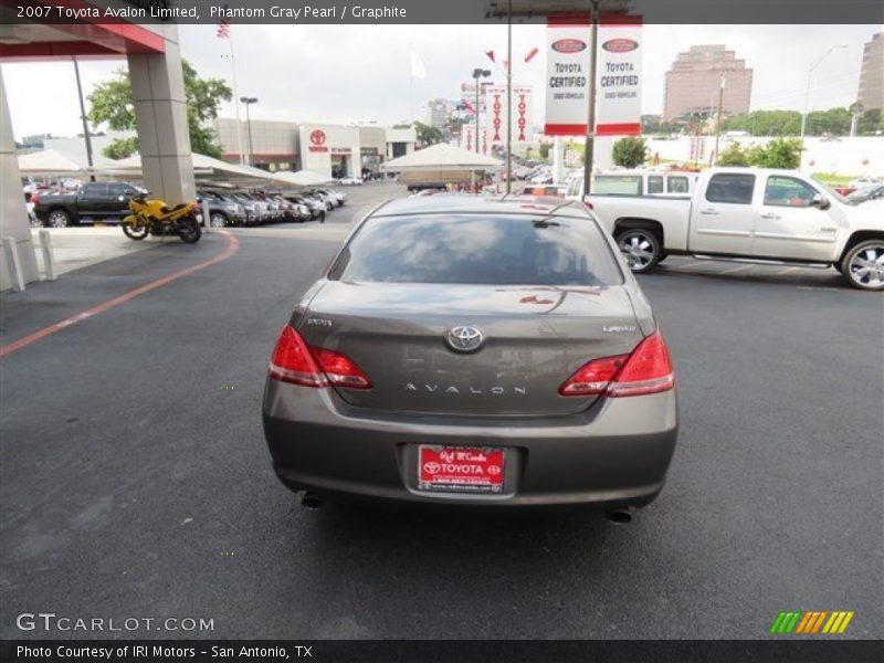 Phantom Gray Pearl / Graphite 2007 Toyota Avalon Limited