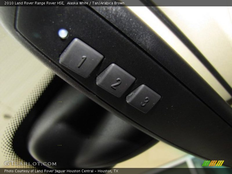 Alaska White / Tan/Arabica Brown 2010 Land Rover Range Rover HSE