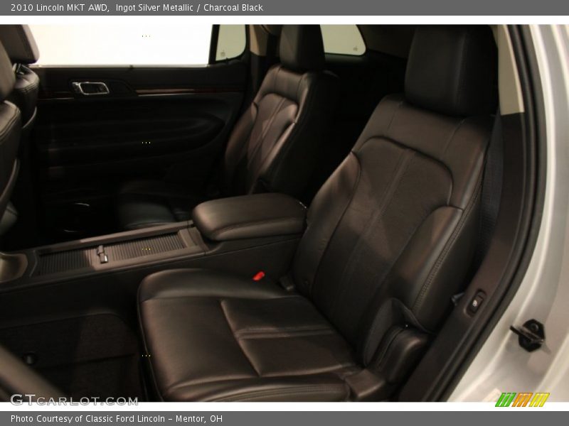 Ingot Silver Metallic / Charcoal Black 2010 Lincoln MKT AWD