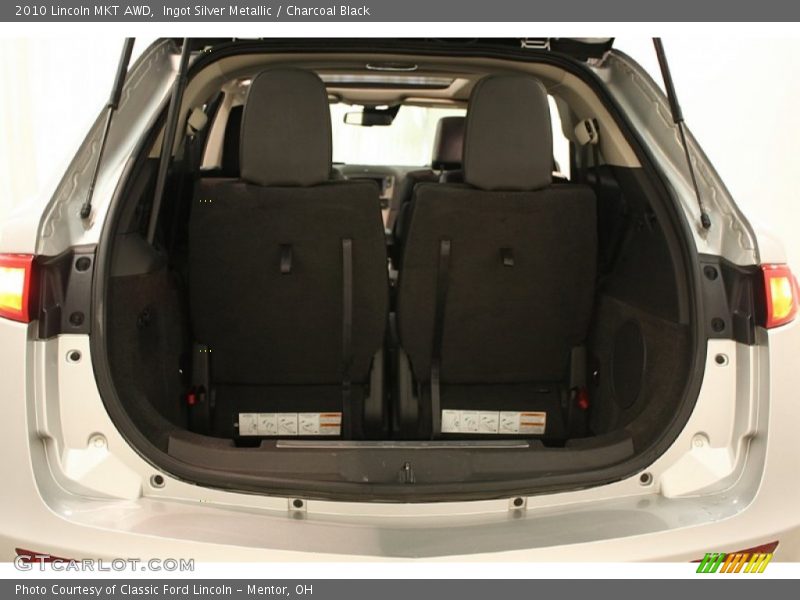 Ingot Silver Metallic / Charcoal Black 2010 Lincoln MKT AWD