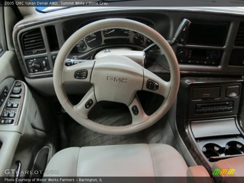 Summit White / Stone Gray 2005 GMC Yukon Denali AWD