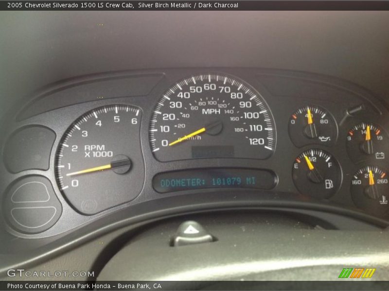 Silver Birch Metallic / Dark Charcoal 2005 Chevrolet Silverado 1500 LS Crew Cab
