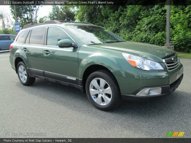Front 3/4 View of 2011 Outback 2.5i Premium Wagon