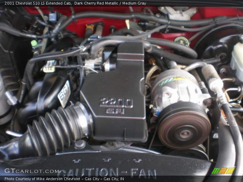 Dark Cherry Red Metallic / Medium Gray 2001 Chevrolet S10 LS Extended Cab