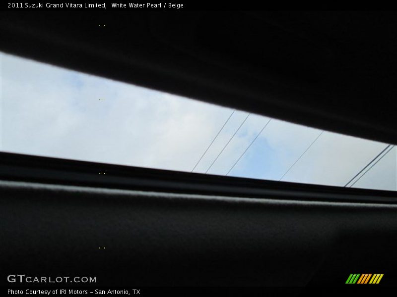 White Water Pearl / Beige 2011 Suzuki Grand Vitara Limited